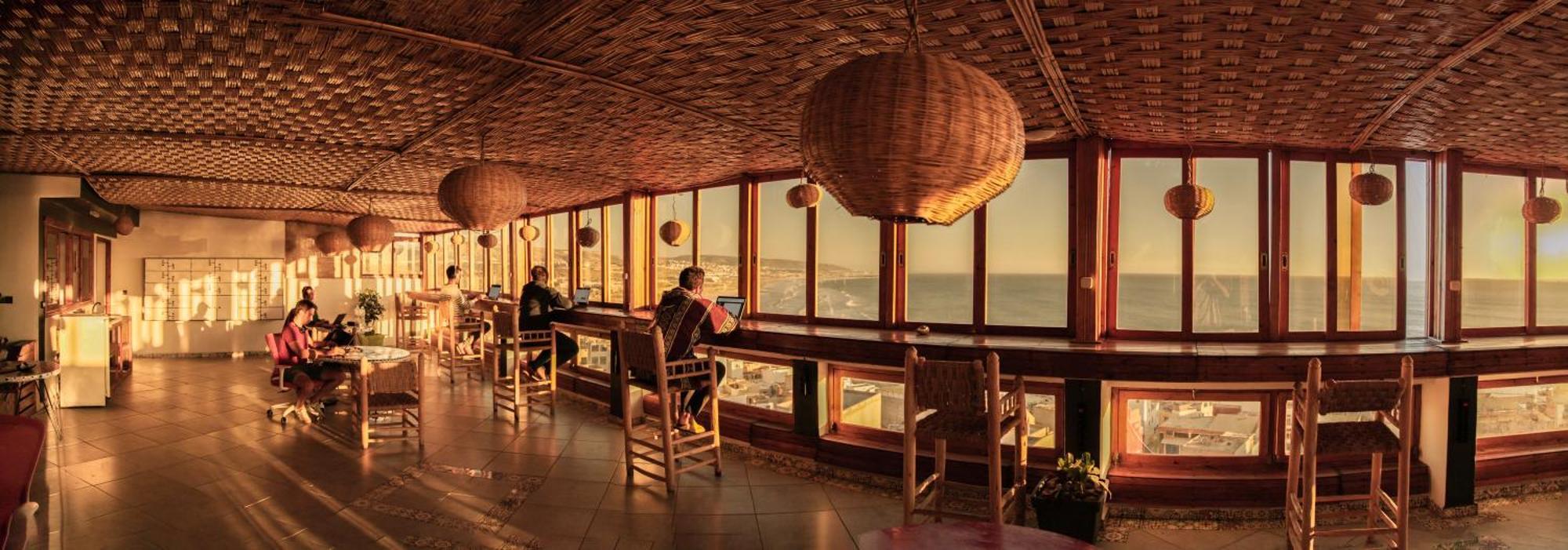مبيت وإفطار تغازوت Adventurekeys Surf Yoga Cowork المظهر الخارجي الصورة