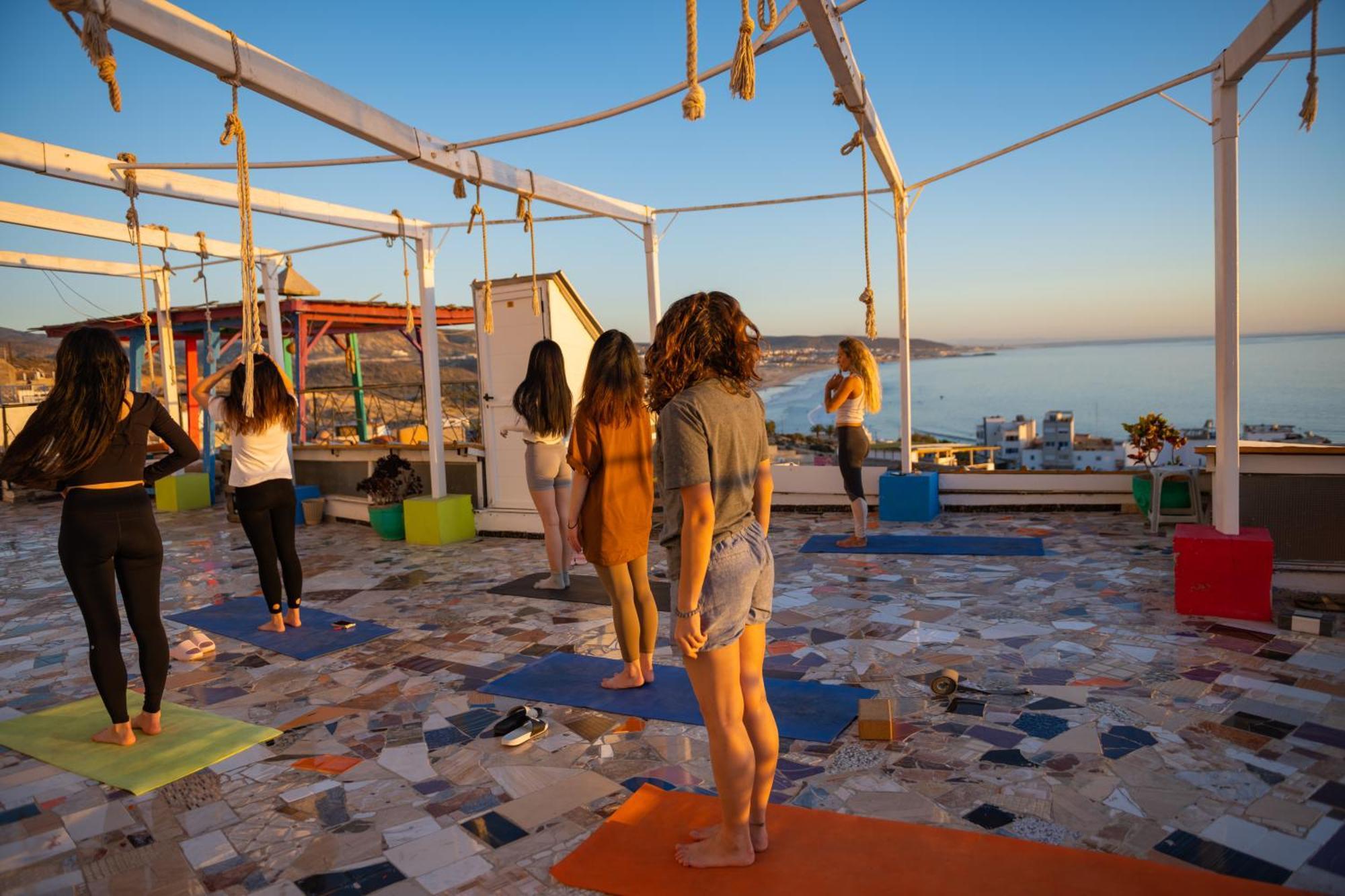 مبيت وإفطار تغازوت Adventurekeys Surf Yoga Cowork المظهر الخارجي الصورة