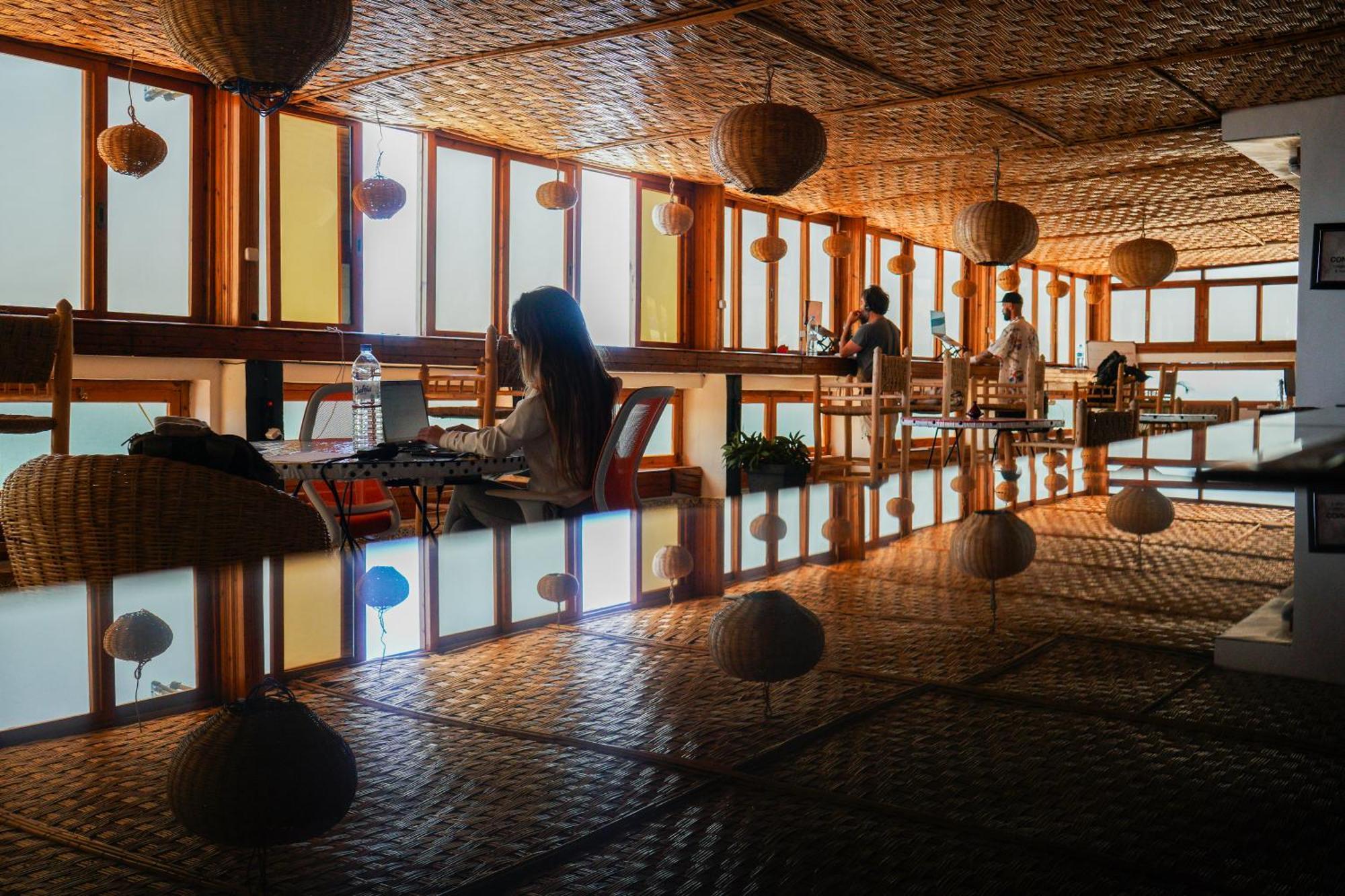 مبيت وإفطار تغازوت Adventurekeys Surf Yoga Cowork المظهر الخارجي الصورة