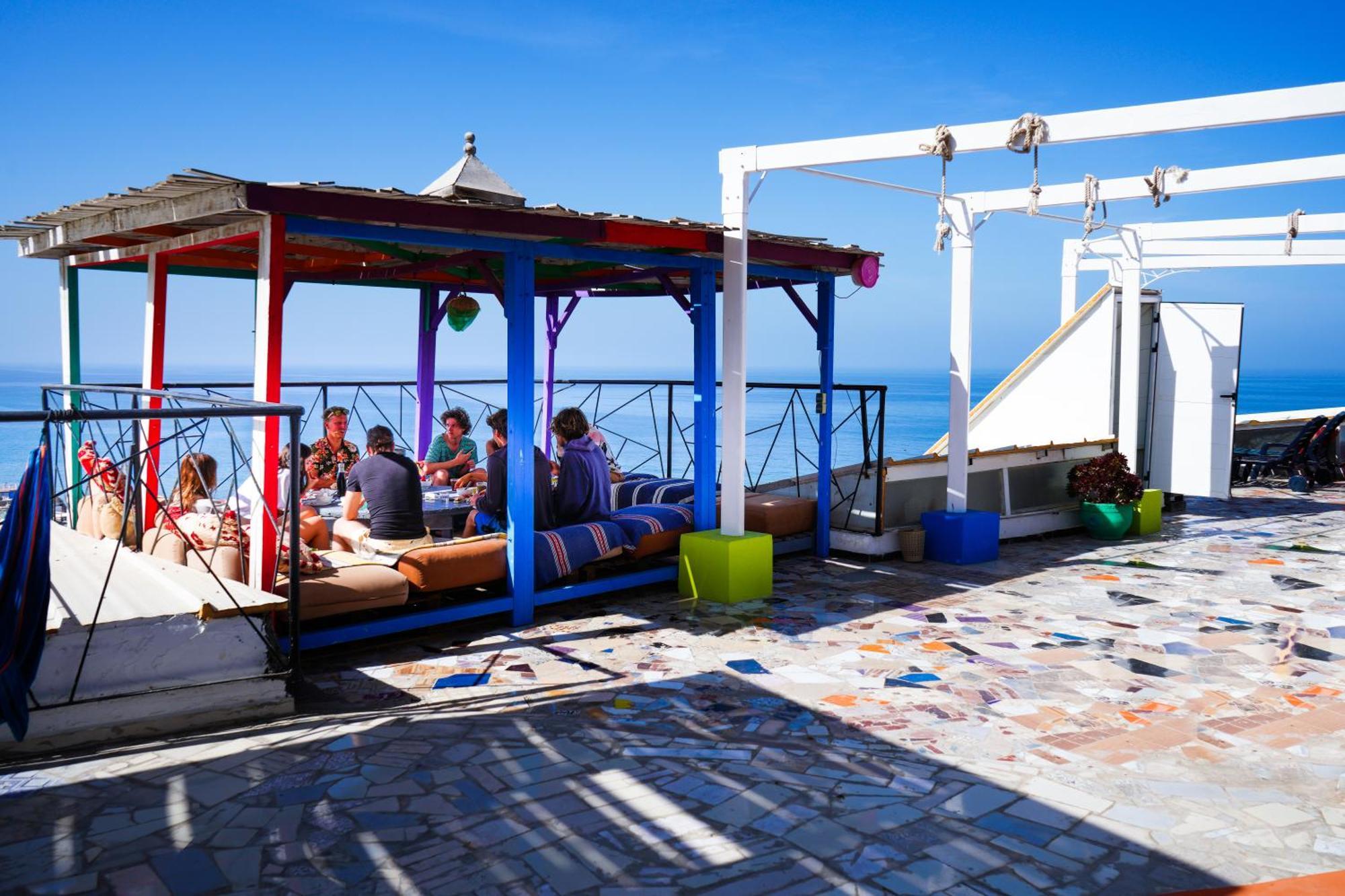 مبيت وإفطار تغازوت Adventurekeys Surf Yoga Cowork المظهر الخارجي الصورة